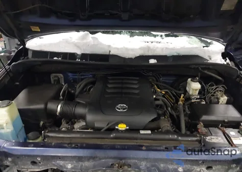 2013 Toyota Tundra Grade 5.7L V8 z USA, uszkodzony, nr VIN 5TFDW5F1XDX311378